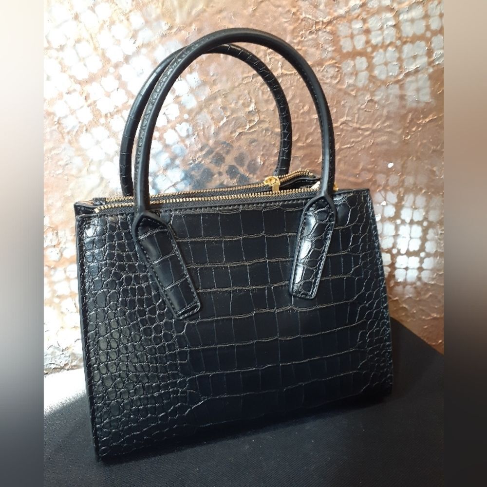Zara Nwot Classic Black Faux Leather Croc-Embossed Top-Handle Bag
